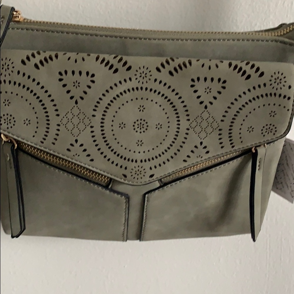 Suede olive green purse - Picture 3 of 5